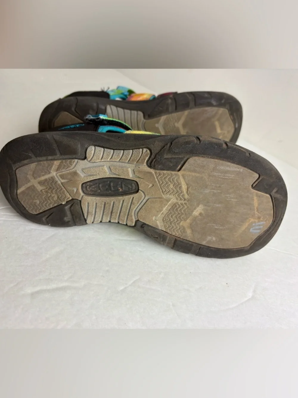 Keen Newport H2 Rainbow Sandals Kid's Size 3 Outdoor